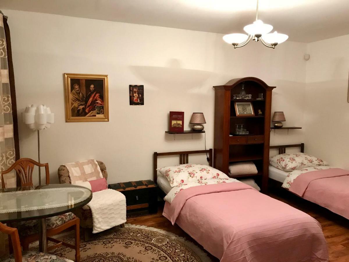 Ubytovanie Meba Prešov Esterno foto